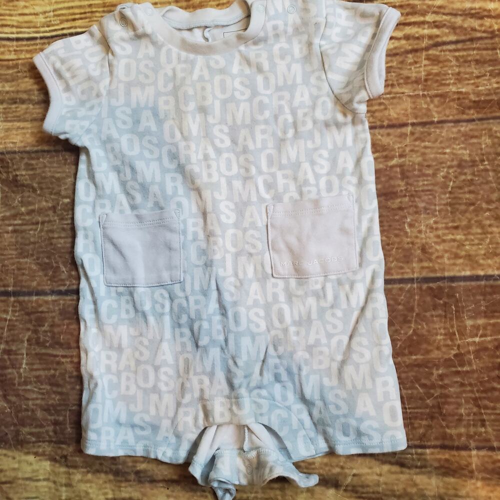 Marc Jacobs Baby Boys Logo Print Cotton Romper Shortie 9M